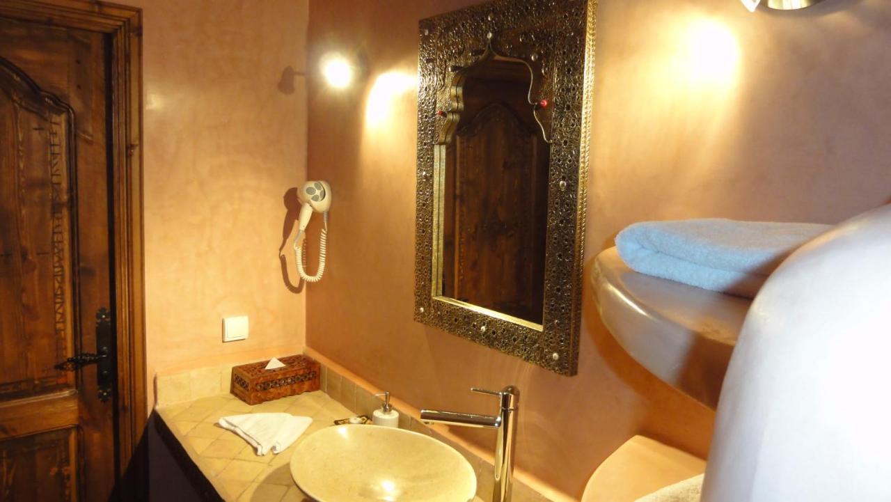 Hotel Elmalara à Tafraout Extérieur photo