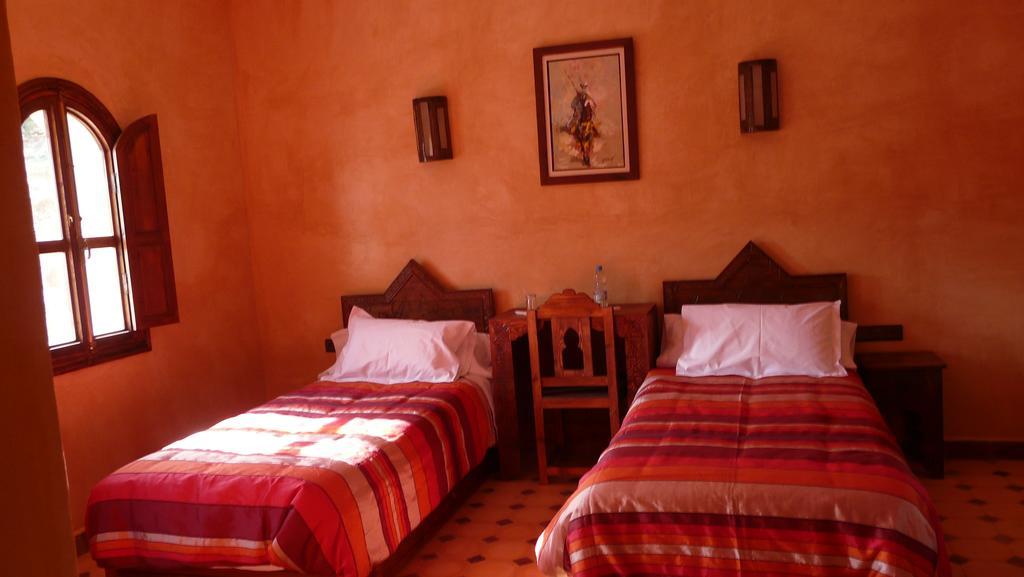 Hotel Elmalara à Tafraout Extérieur photo