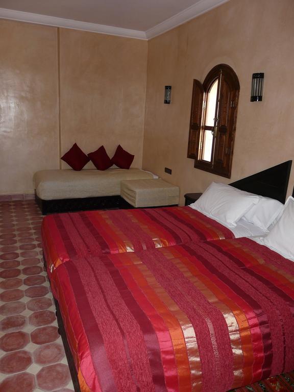 Hotel Elmalara à Tafraout Extérieur photo